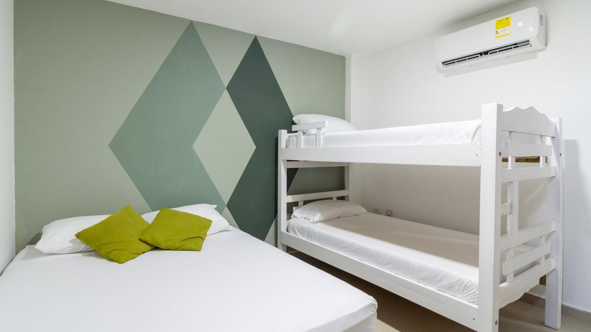 Guest house Tropical Moon Getsemani Cartagena