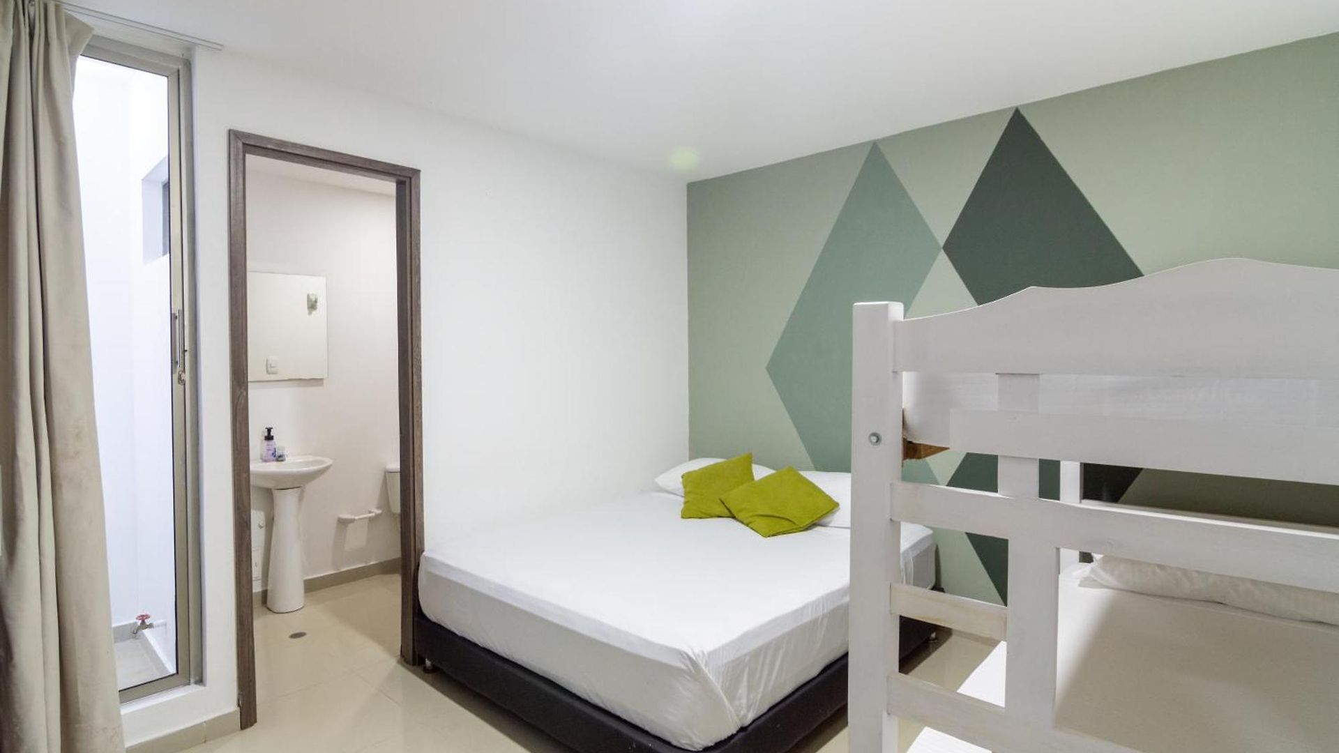 Tropical Moon Getsemani Guest house Cartagena