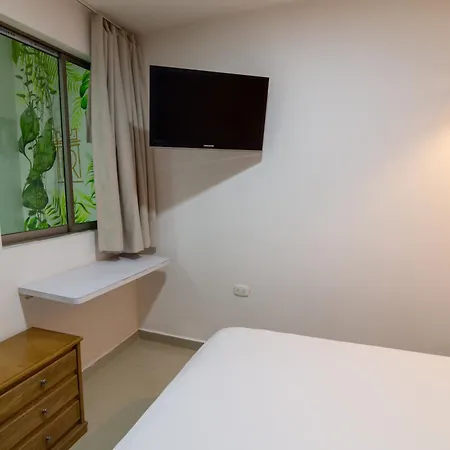 Guest house Tropical Moon Getsemani *